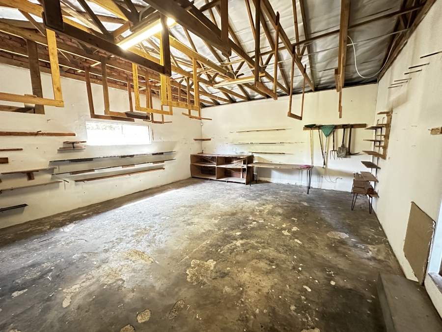 To Let 4 Bedroom Property for Rent in Winterstrand Eastern Cape